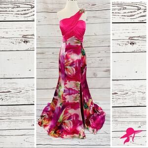 Prom dress, train, slit single shoulder